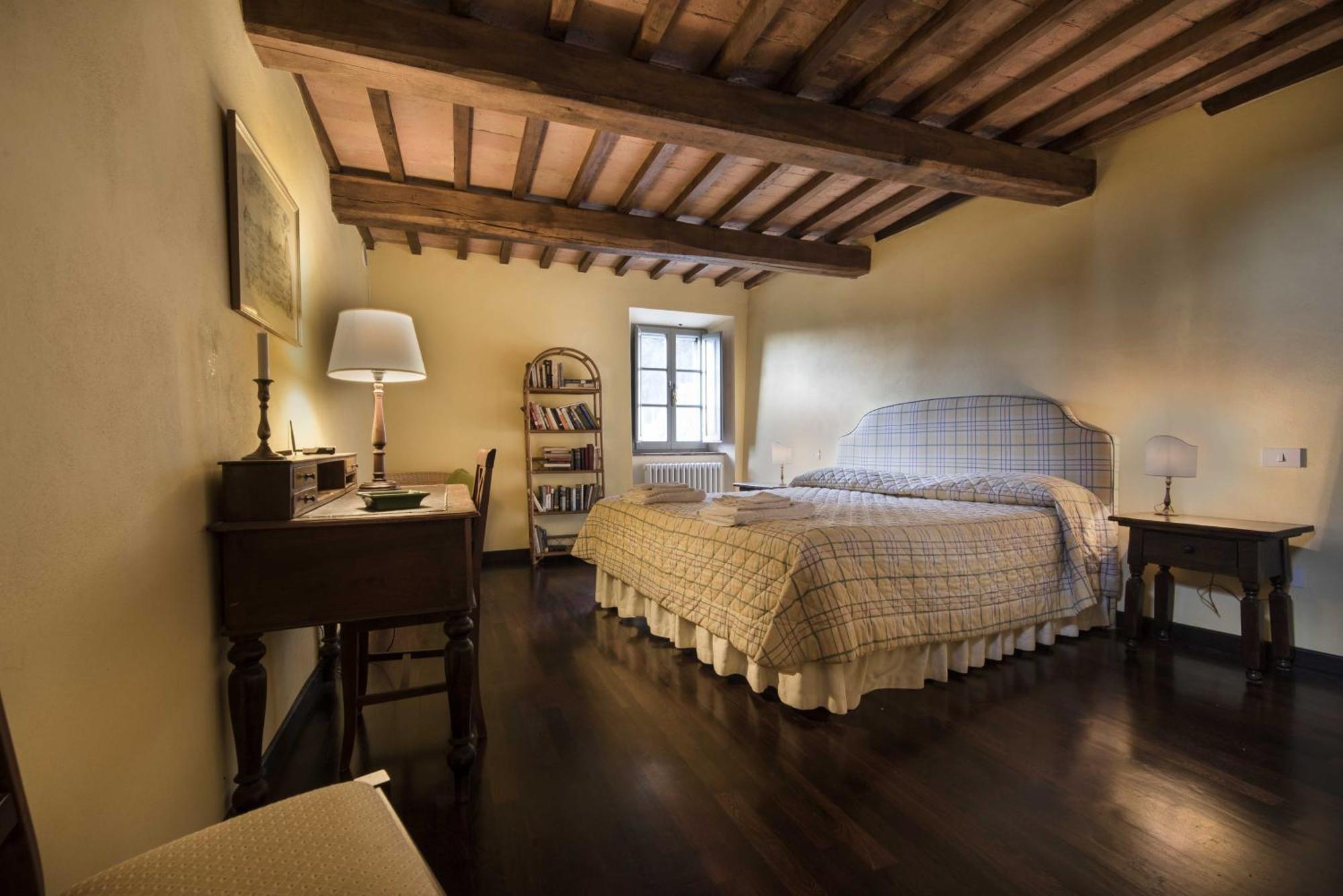 Borgo Di Camporsevoli Villa Luaran gambar