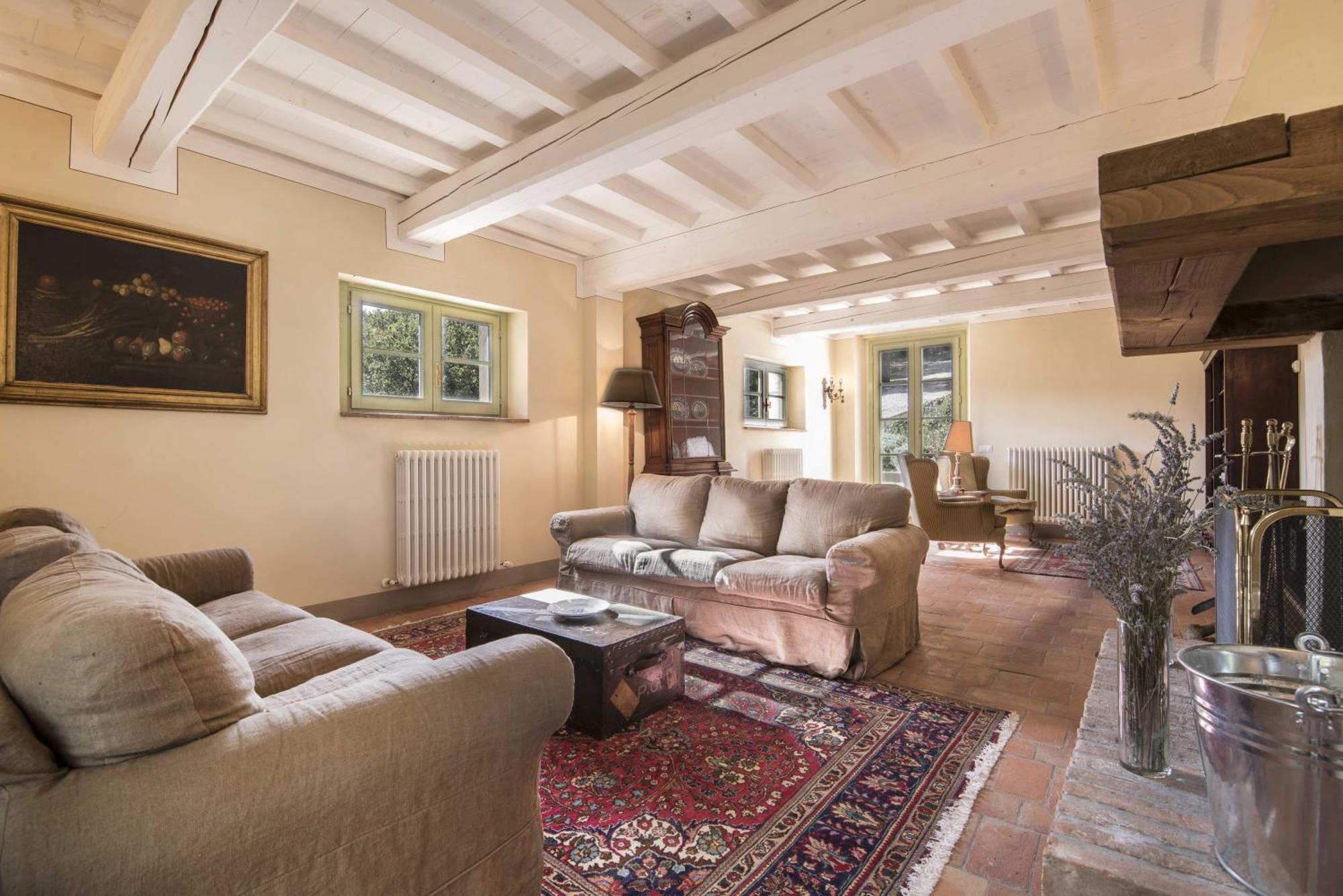 Borgo Di Camporsevoli Villa Luaran gambar