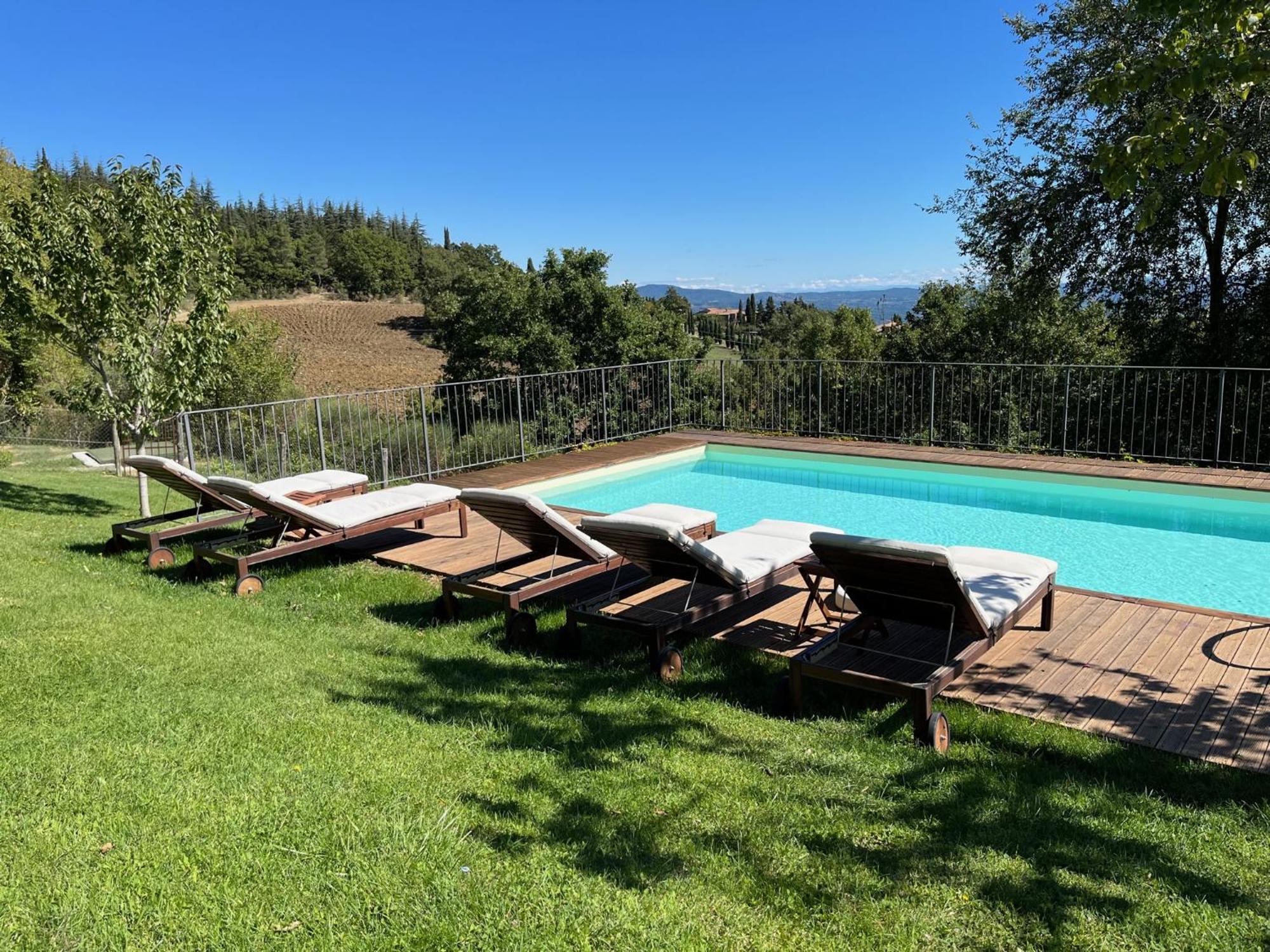 Borgo Di Camporsevoli Villa Luaran gambar