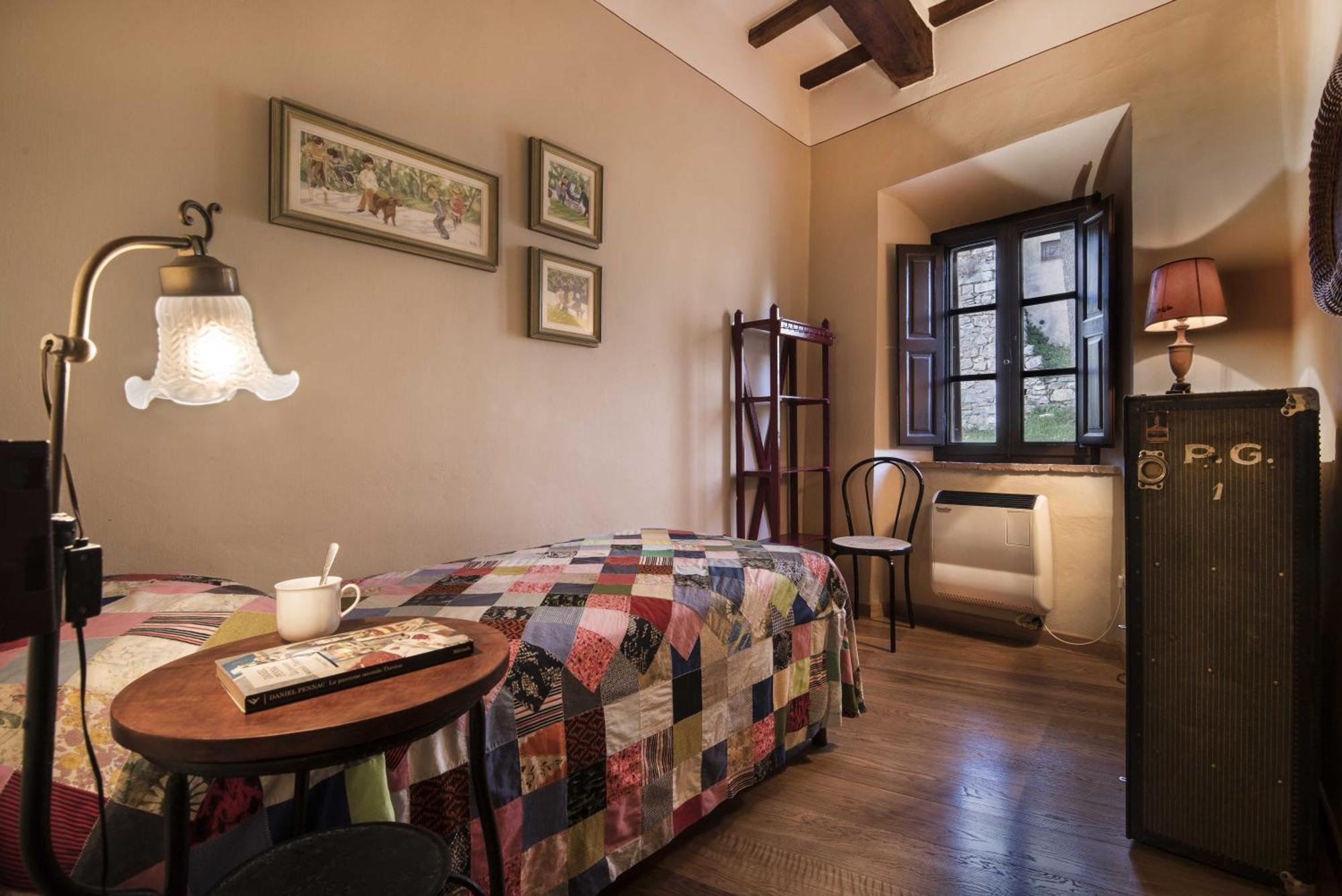 Borgo Di Camporsevoli Villa Luaran gambar